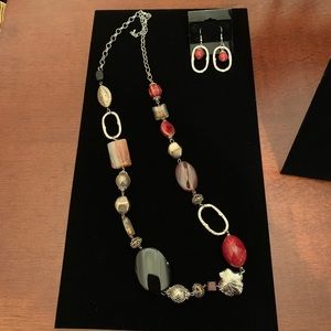 Premier Designs Necklace and Earrings